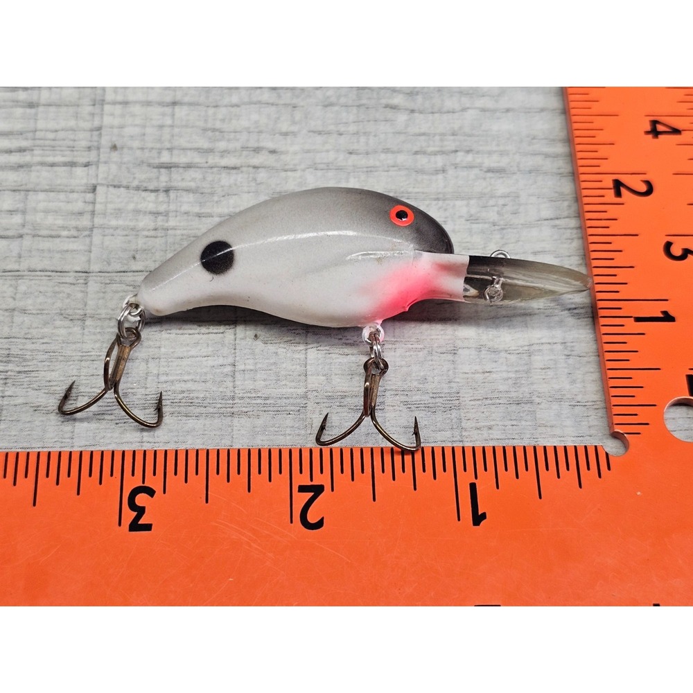 Bandit 200 Series Crankbait Splatterback Gray Shad Pink Throat Fishing Lure